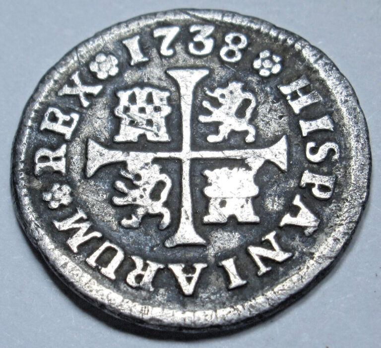 Read more about the article 1738 Spanish Silver 1/2 Reales Antique Colonial Cross 1700s Pirate Treasure Coin