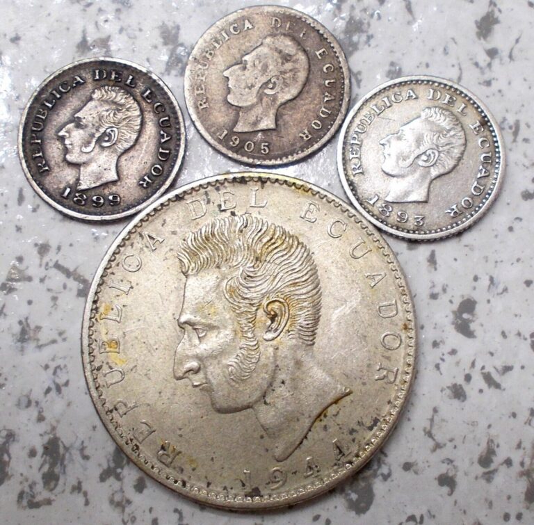 Read more about the article 1893 – 1944 ECUADOR 1/2 DECIMOS and DOS SUCRE SILVER COINS! LOT OF 4!