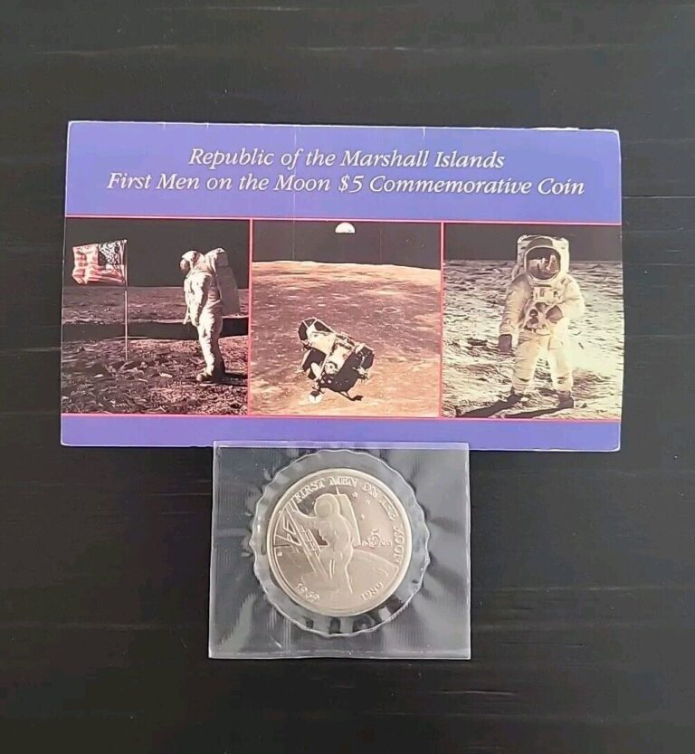 Read more about the article 1969 1989 Marshall Islands Uncirculated Sealed $5 FIRST MEN ON THE MOON Coin