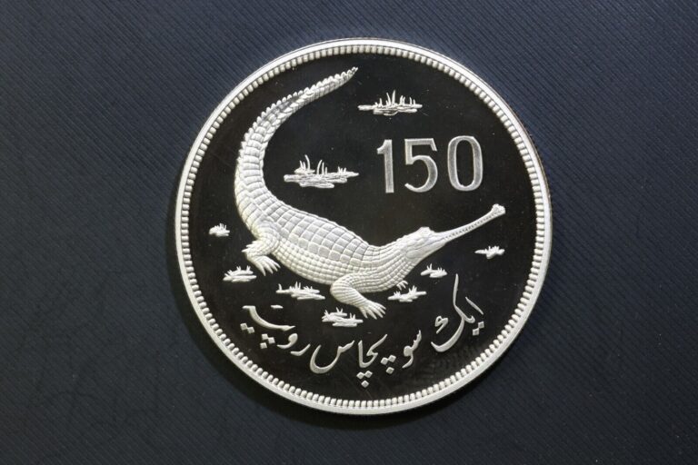 Read more about the article PAKISTAN 1976 150 Rupees Silver 1.0408 ASW PROOF Beautiful coin! GAVIAL