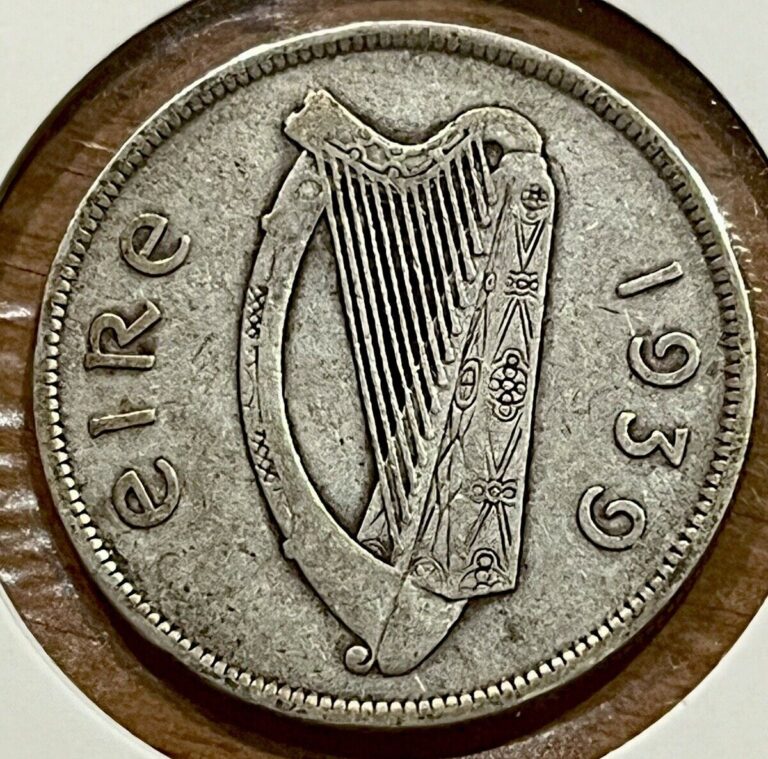 Read more about the article 1939 Ireland Half Crown Silver Coin  Harp and Horse  Excellent Vintage Large Coin