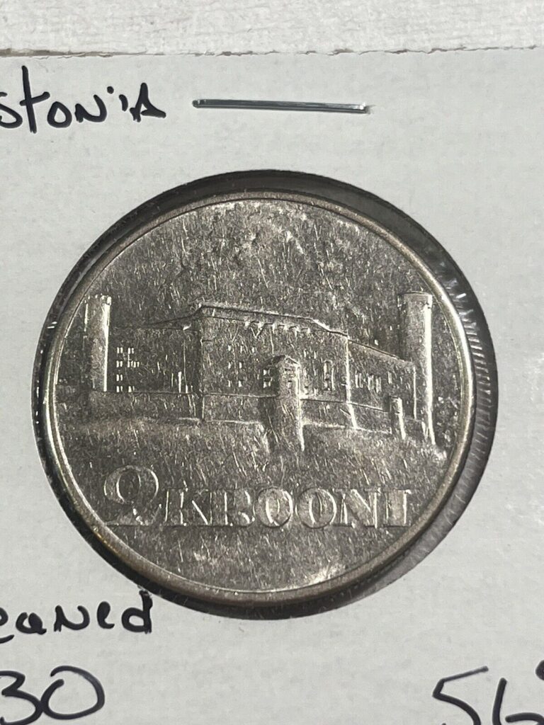 Read more about the article 1930 Estonia 2 Krooni Silver Coin Toompea Fortress Cleaned