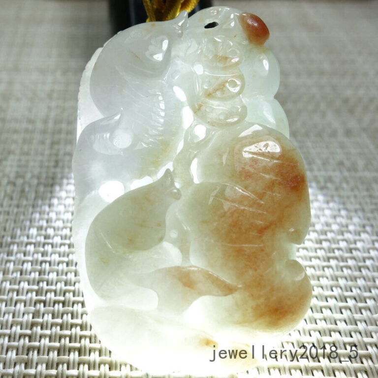 Read more about the article Certified Icy Yellow Burma 100% Natural A jadeite Jade Pendant~Fish coins 如意有鱼