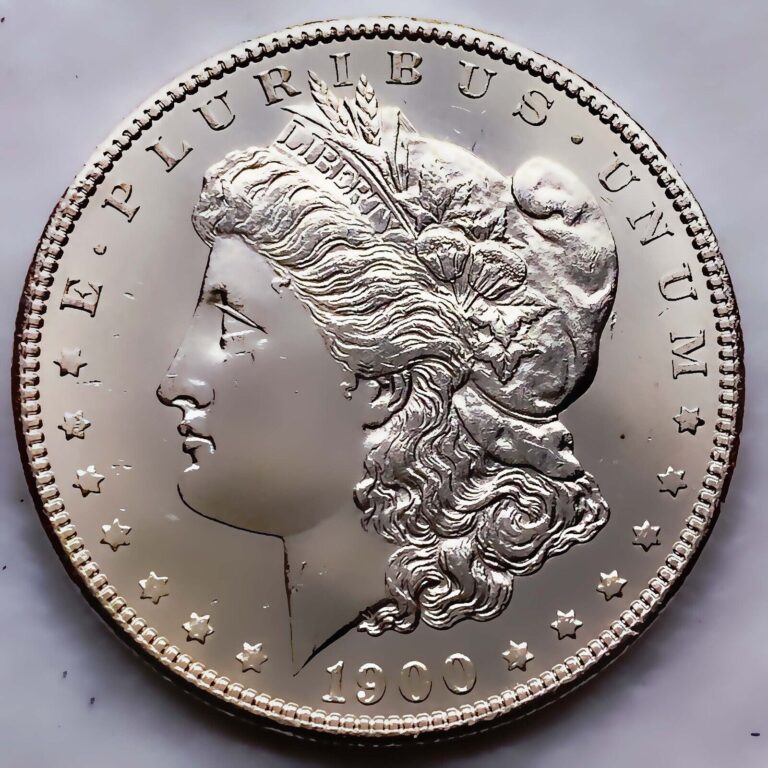 Read more about the article 1900 UNCIRCULATED MORGAN SILVER DOLLAR 90% $1 COIN US