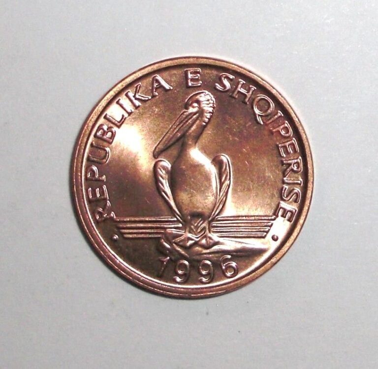 Read more about the article Albania 1 lek  Dalmatian pelican  bird animal wildlife coin