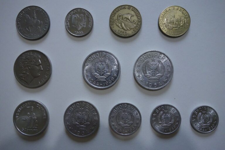 Read more about the article ALBANIA COINS  VARIOUS COINS