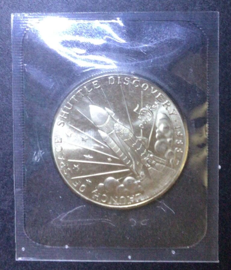 Read more about the article 1988 Marshall Islands space Shuttle Discovery $5 Coin