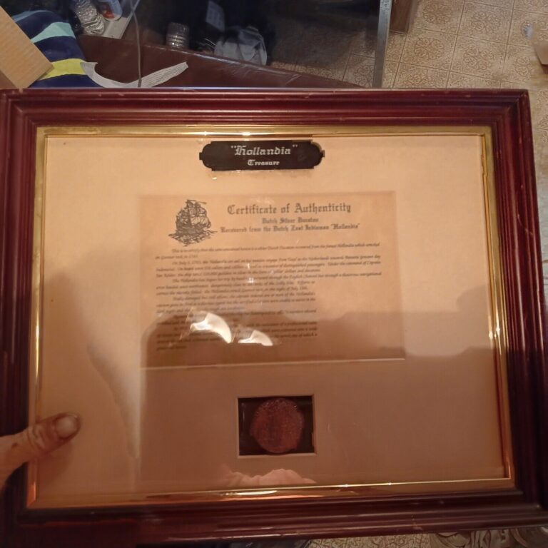 Read more about the article Framed 1743 Dutch Silver Ducaton Recovered From The Hollandia With COA and Apprais