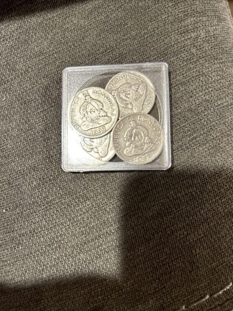 Read more about the article HONDURAS : 1932-1937  50 Centavos – 0.900 Silver Coin  lot of 4