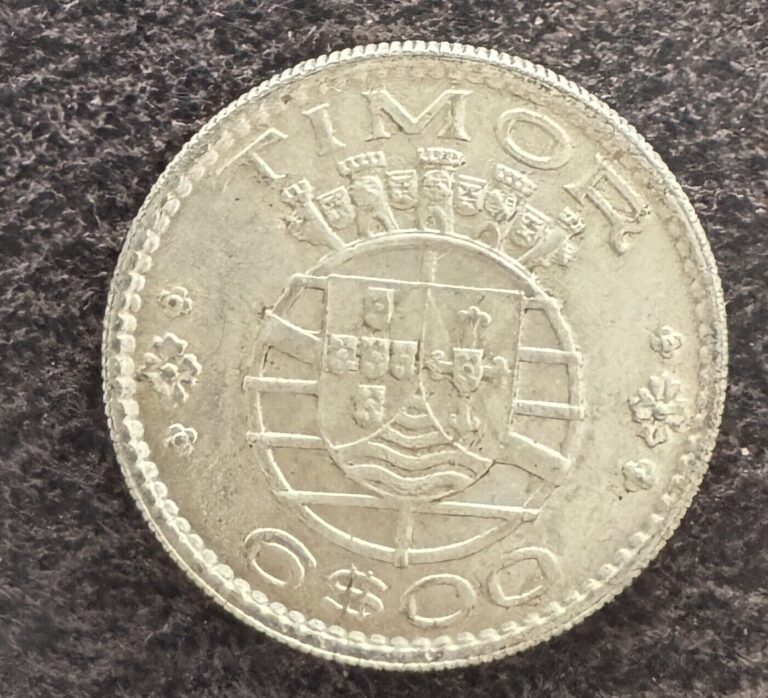 Read more about the article 1958 Timor 6 Escudos Silver Coin