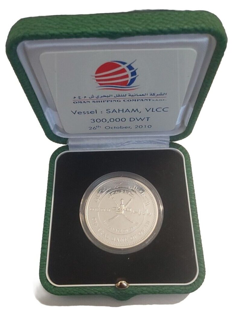 Read more about the article Central Bank Of Oman One Rial Silver European Bee-cater Coin In Box Coloured