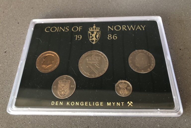 Read more about the article NORWAY 5 Uncirculated Coins 1986 Coin Set from the Royal Mint