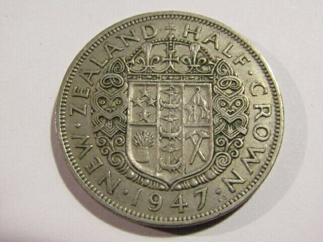 Read more about the article New Zealand 1947 1/2 Half Crown Coin