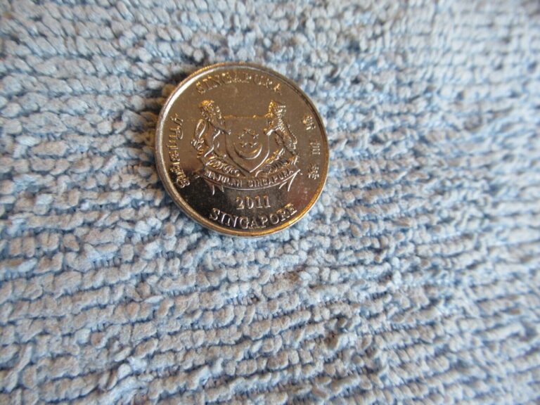 Read more about the article 2011 SINGAPORE 20 CENTS COIN