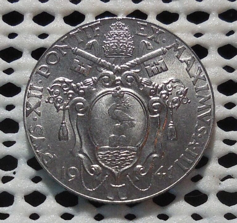 Read more about the article 1941 VATICAN CITY 1 LIRA COIN UNCIRCULATED VIRGIN MARY ON GLOBE