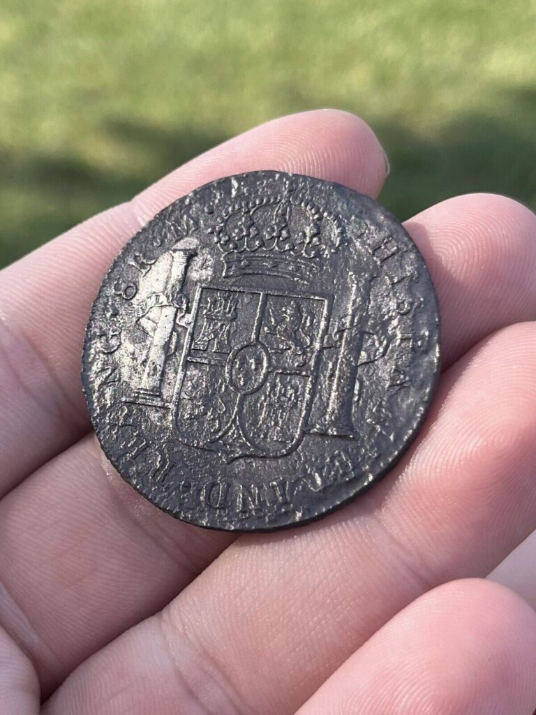 Read more about the article RARE 1805 8 Reales Spanish Colonial Silver Old Coin SHIPWRECK Guatemala Mint