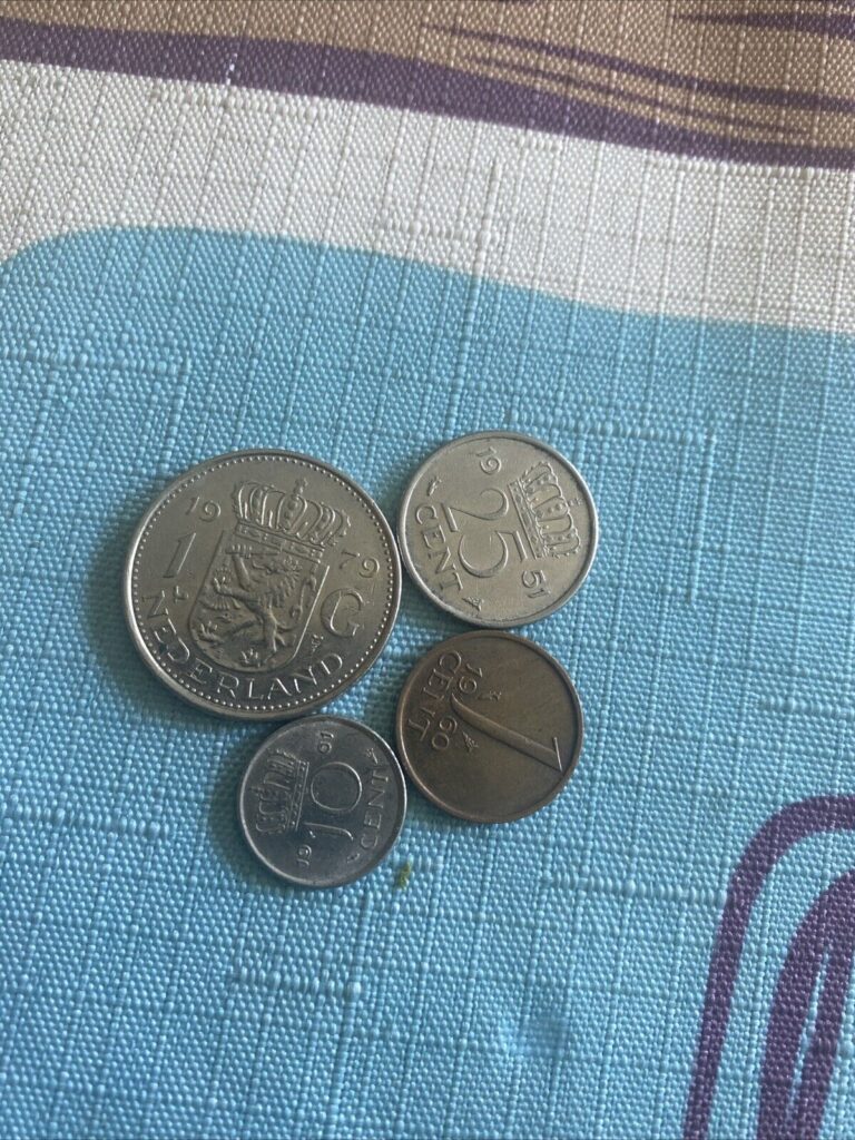 Read more about the article 4 Netherlands   1979 1 Gulden  1961 10 Cent  1951 25 Cents  1960 Cent  Coins