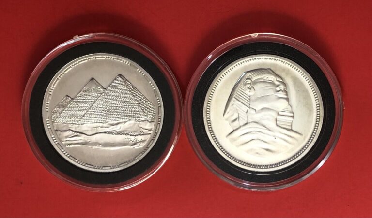 Read more about the article 1993-EGYPT- 2 UNC 5 POUND PROOF COINS ( THE  SPHINX AND THE PYRAMIDS OF GIZA).