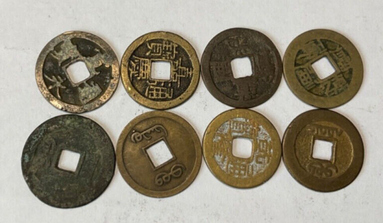 Read more about the article Asian China antique cash coins  Lot of 8