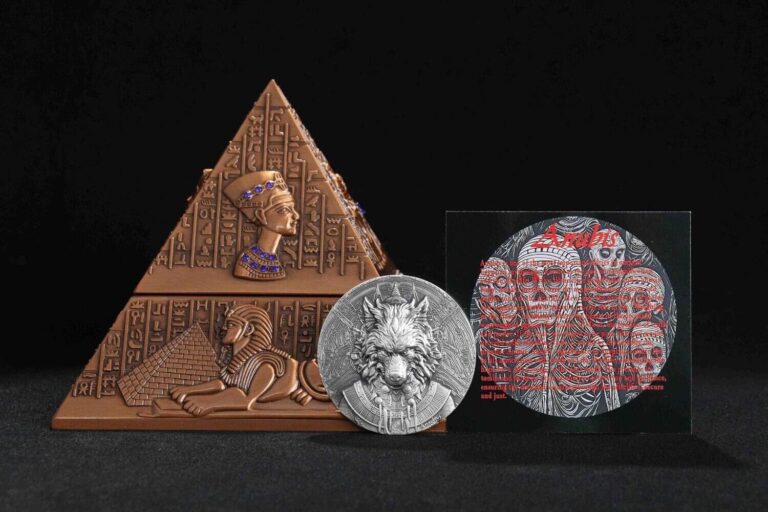 Read more about the article 2024 Gabonaise 2 oz Antiqued Silver Anubis with Pyramid Glow in the dark Eyes