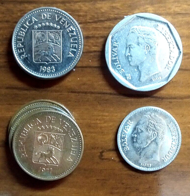 Read more about the article VENEZUELA Lot of Ten (10) Coins- In Very Nice Shape  And Various Denominations!!