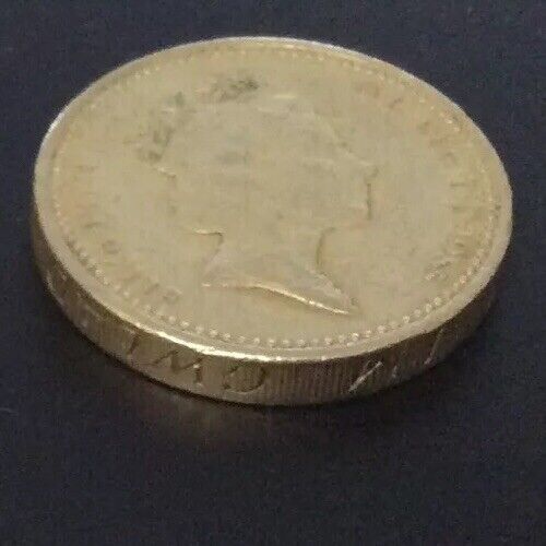 Read more about the article British 1 Pound Coin dated 1985 with edge lettering upside down!