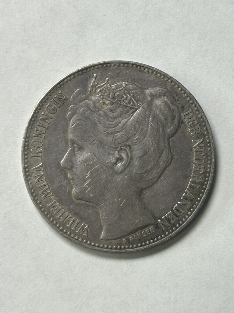 Read more about the article Netherlands 1898 2 1/2 gulden Queen Wilhelmina Large Silver Crown Coin