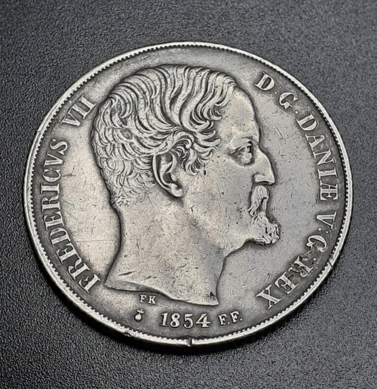 Read more about the article 1854 FK/FF Denmark 2 Rigsdaler Silver Coin