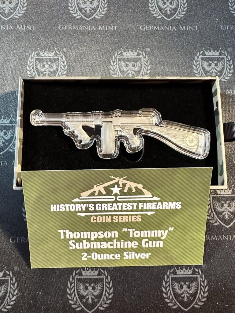 Read more about the article 2024 Chad 2 oz Antiqued Silver Thompson Tommy Submachine Gun Historys Firearms