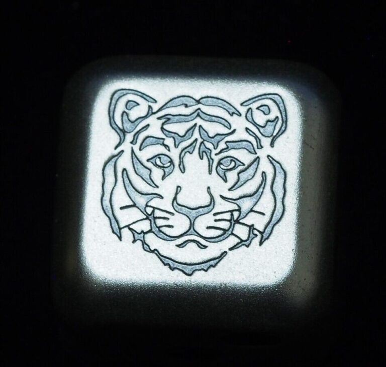 Read more about the article 2022 Fiji  1 Oz 999 Silver Tiger Dice w/ Box and CoA