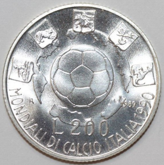 Read more about the article 1989 ITALY silver coin 200 lire silver UNC World SOCCER 1990 #0188