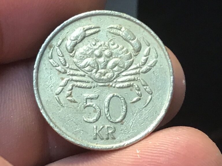 Read more about the article 1987 Iceland 50 Kronur Coin  KM #31 Crab