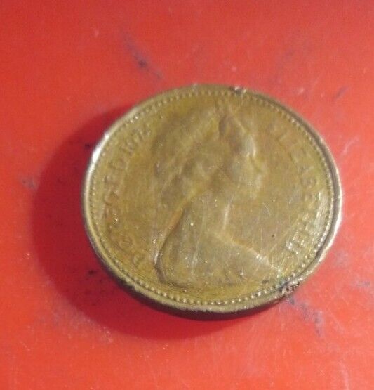 Read more about the article 1974  1 NEW PENCE  British Elizabeth II Coin Very Rare