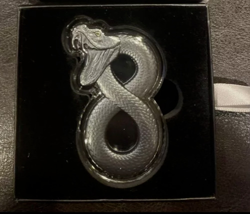 Read more about the article 2023 Chad 2 oz Silver Black Mamba Coin High Relief 10000 Francs  W/Box