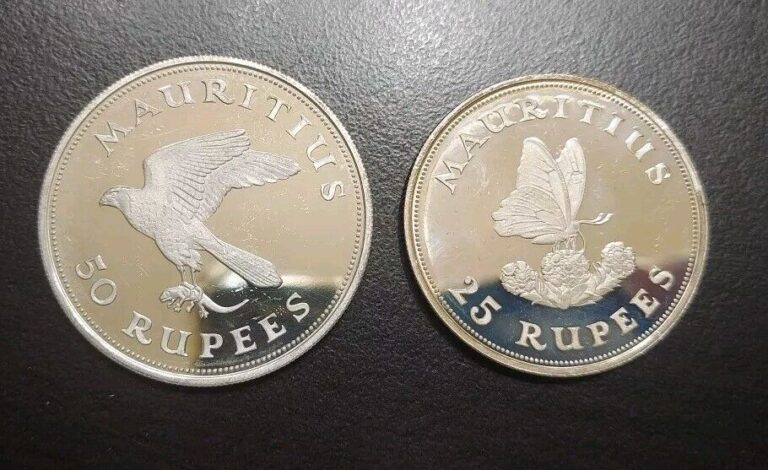 Read more about the article 1975 MAURITIUS 25 50 RUPEES PROOF SILVER COINS BUTTERFLY and KESTRAL Bird KM 40 41