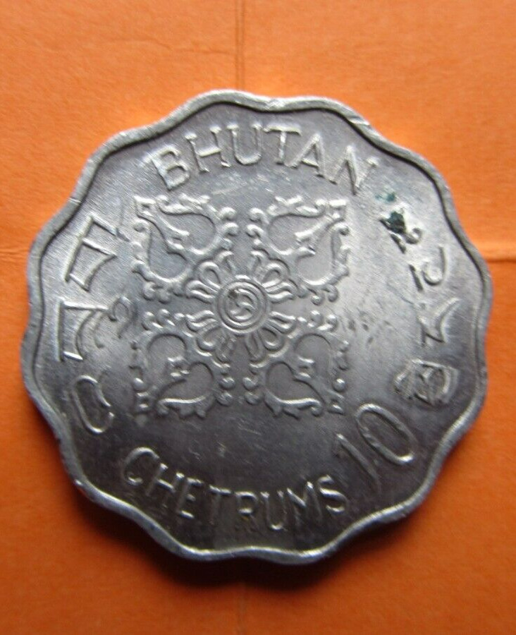 Read more about the article BHUTAN 10 CHETRUMS 1975 Circulated SCALLOPED COIN INTERNATIONAL WOMEN’S