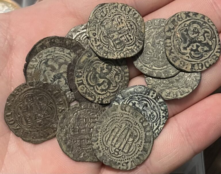 Read more about the article RARE 1400s Blanca Spanish Colonial Silver Billon Old Coin Lion and Castle 1 Coin