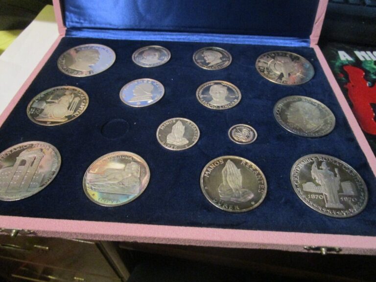 Read more about the article 1970 Equatorial Guinea Coin set in holder