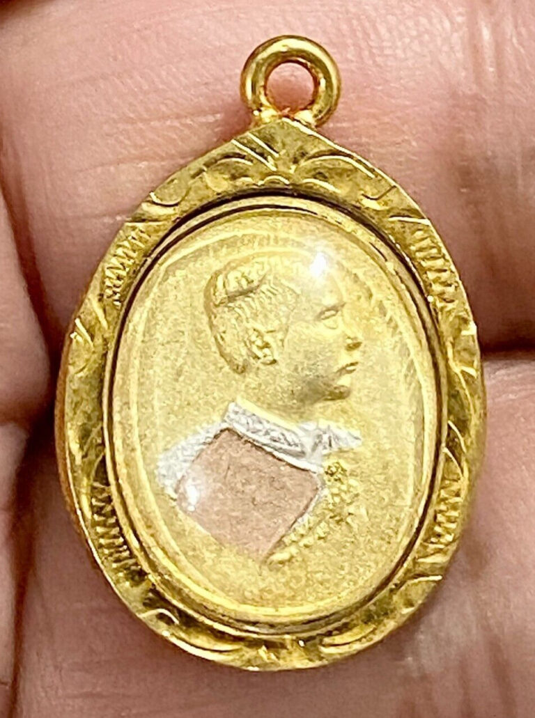 Read more about the article Small Coin King Rama V  Phra Buddha Chinnarat Thai Amulet Pendant Taliosman K872