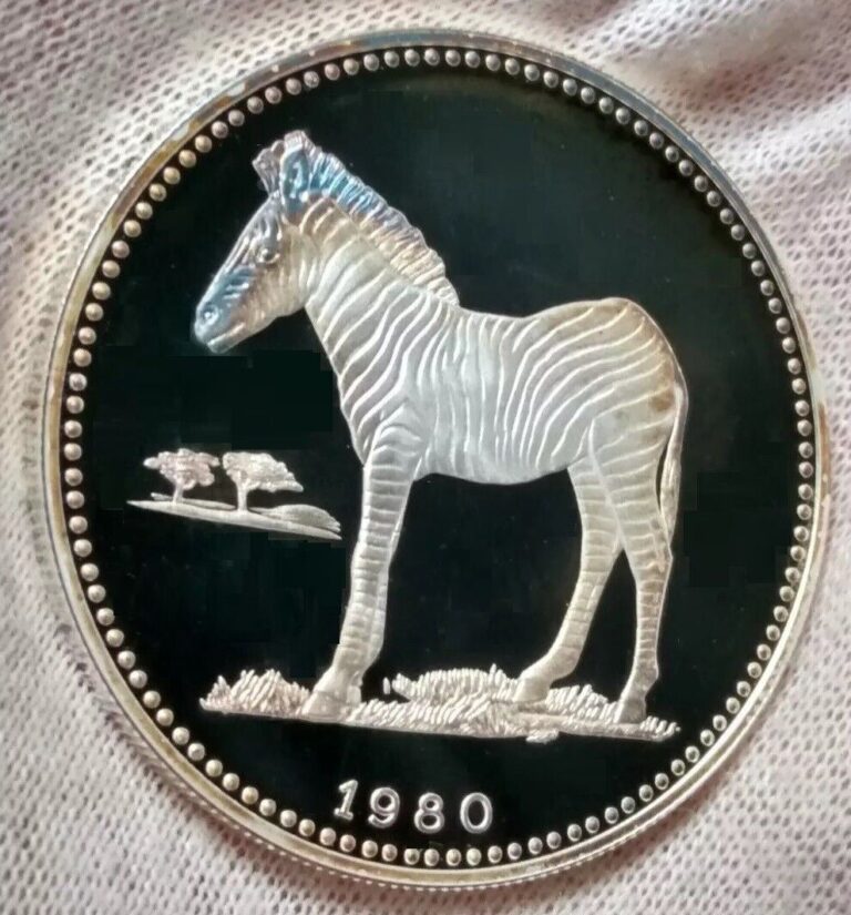 Read more about the article 1980 EQUATORIAL GUINEA – 2000 EKUELE – ZEBRA – 1 Oz SILVER PROOF CROWN – RARE!