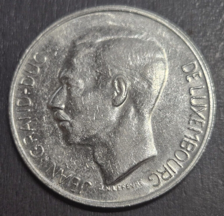 Read more about the article 1976 Luxembourg 10 Francs Coin KM# 57