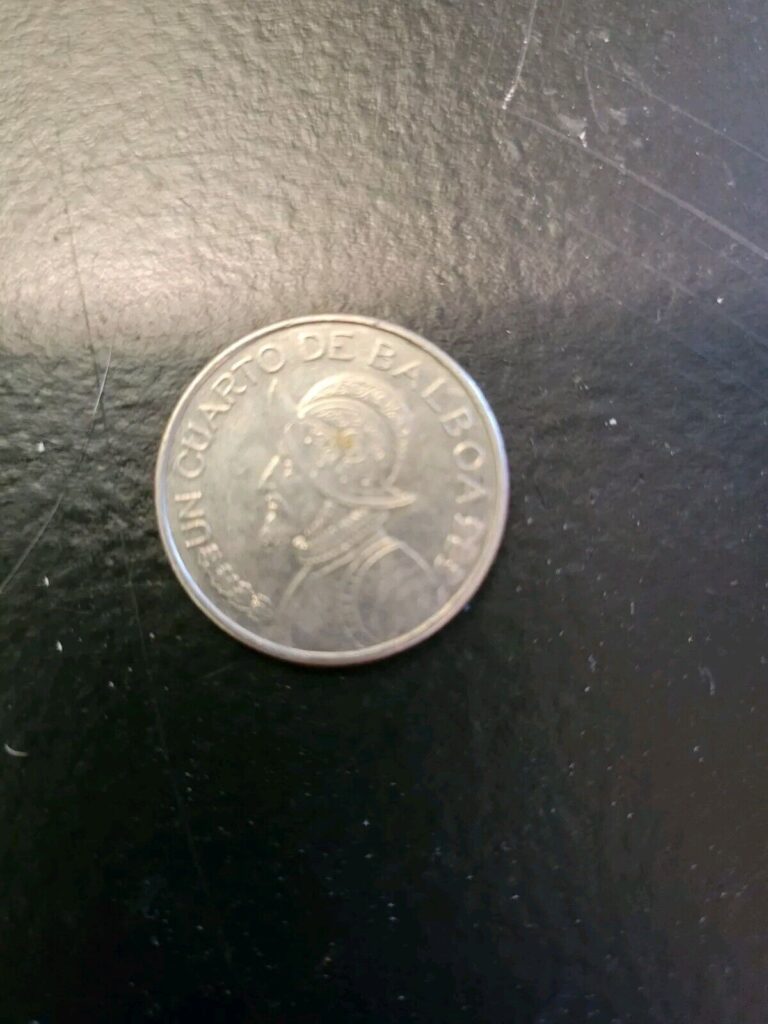Read more about the article PANAMA 🇵🇦 UN DECIMO (⅒) DE BALBOA COIN 2013