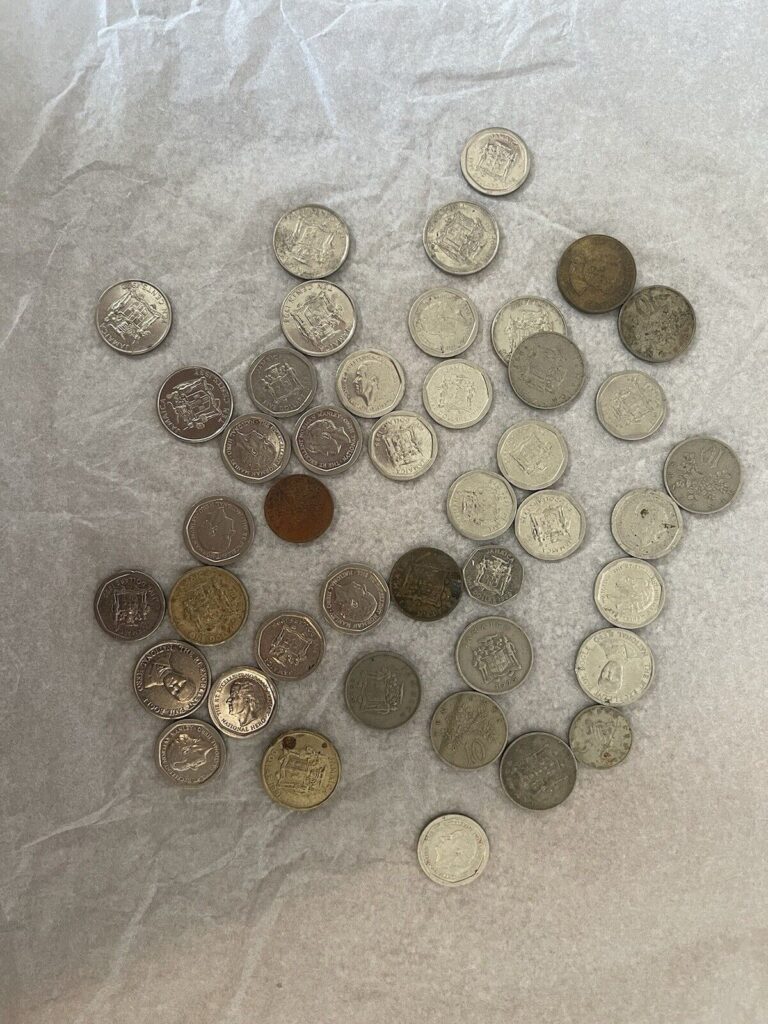 Read more about the article Jamaica Money Jamaica Coins Mostly Older Coins Mixed Group 42 pcs