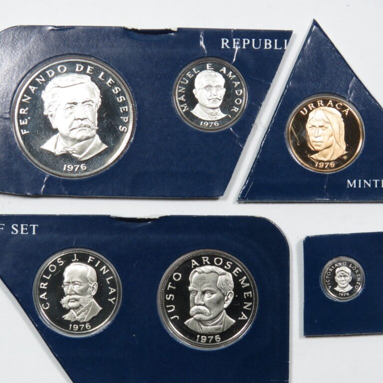 Read more about the article 1976 Panama 6-Coin Partial Proof Set