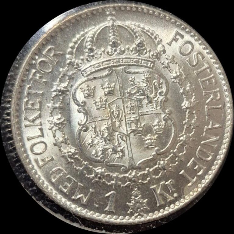 Read more about the article Sweden 1939  1 krona  old world silver coin #3408x BU