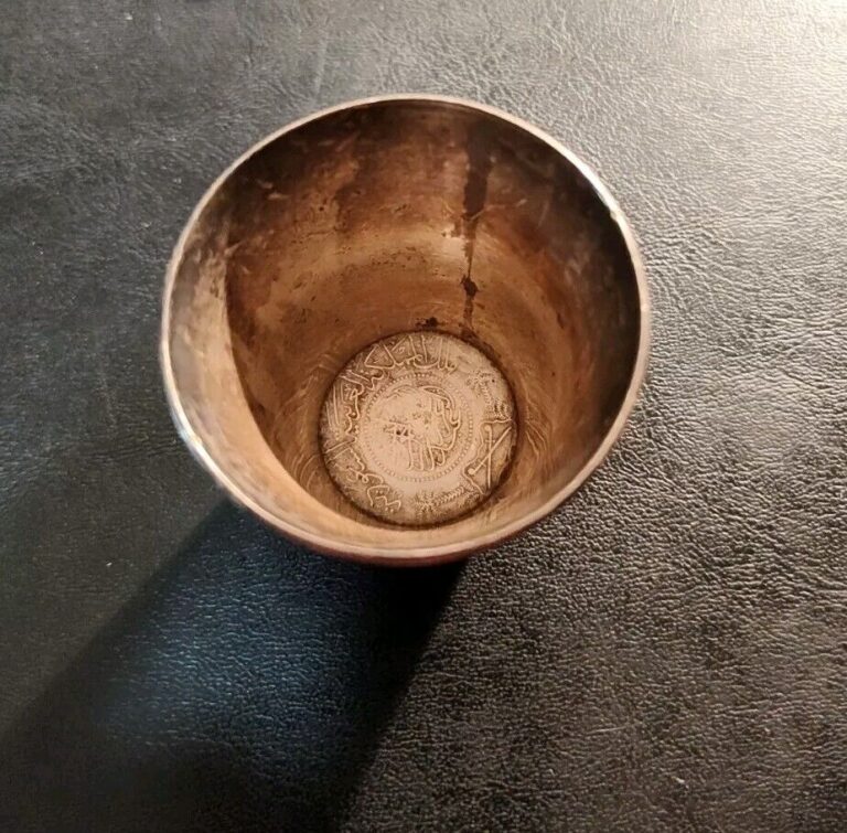 Read more about the article Saudi Arabia 1 Riyal Silver Coin Bottomed  Vintage  .925 Silver Shot Glass.