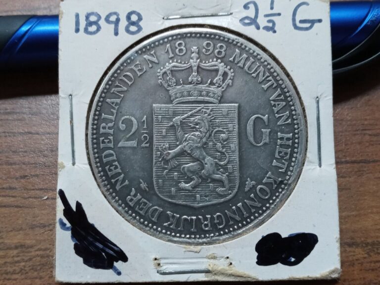 Read more about the article Key Date 1898 Netherlands Silver 2 1/2 Gulden