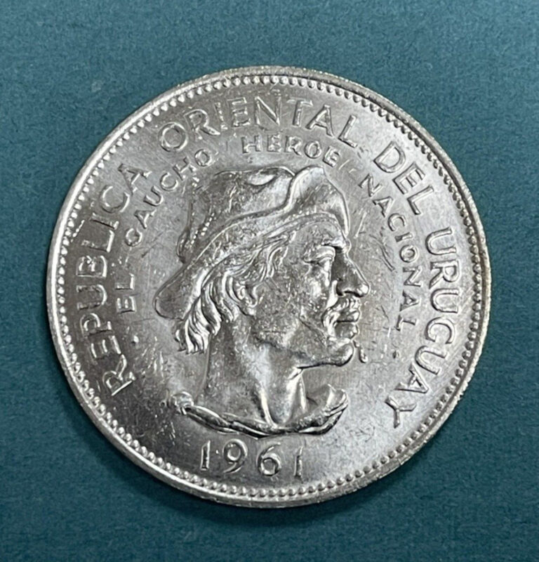 Read more about the article 1961 Uncirculated Uruguay Silver 10 Pesos Coin KM#43