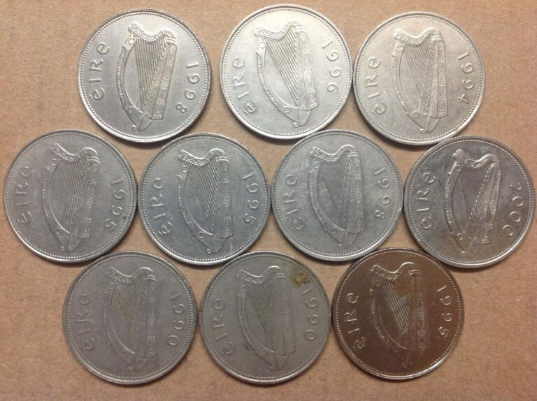 Read more about the article Old World Coins Lot – Ireland Irish Republic Bulk Lot 10 Large 1 Punt Stag Harp