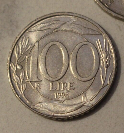 Read more about the article ITALIAN 100 LIRA coin 1990s